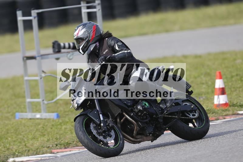 /Archiv-2024/17 01.05.2024 Speer Racing ADR/Schnuppertraining